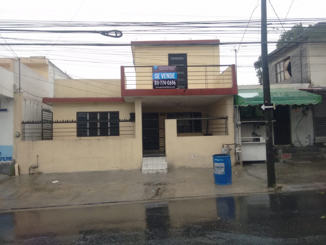 Casa Col. Vivienda Popular en Gpe, con frente a Av Lazaro Cardenas.