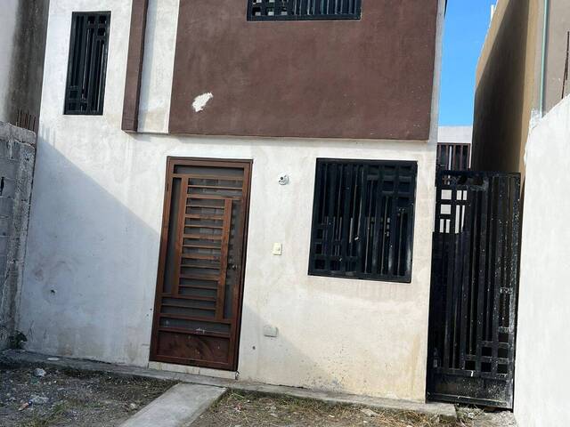 #187 - Casa para Venta en Juárez - NL